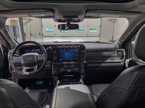 Used 2023 Ford F450 Lariat w/ Lariat Ultimate Package AWD/4WD image 19