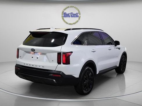 Used 2021 Kia Sorento S w/ Panoramic Sunroof Package AWD/4WD image 6
