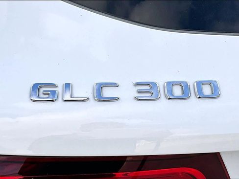 Certified 2021 Mercedes-Benz GLC 300 w/ Driver Assistance Package image 19