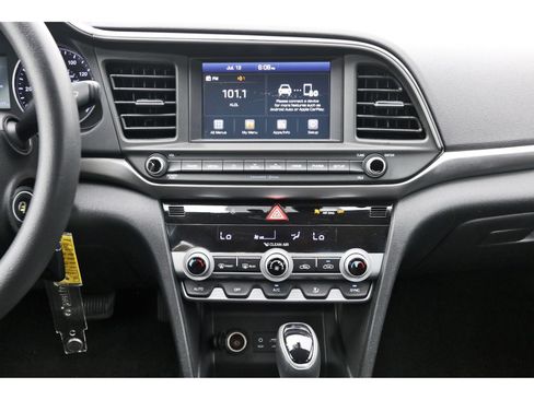 Used 2020 Hyundai Elantra SEL w/ Cargo Package (C1) FWD image 25