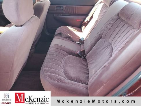 Used 1998 Buick Century Custom FWD image 18