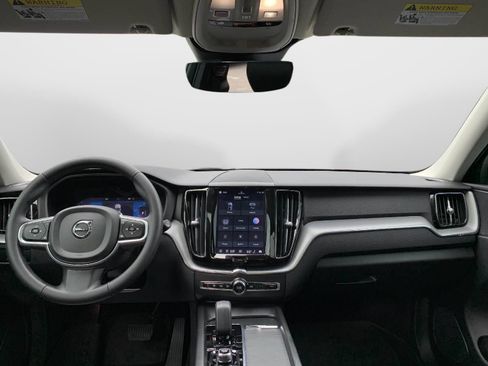 Used 2023 Volvo XC60 B5 Core w/ Climate Package AWD/4WD image 31