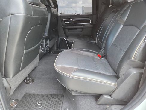 Used 2024 RAM 3500 Laramie w/ Night Edition image 17