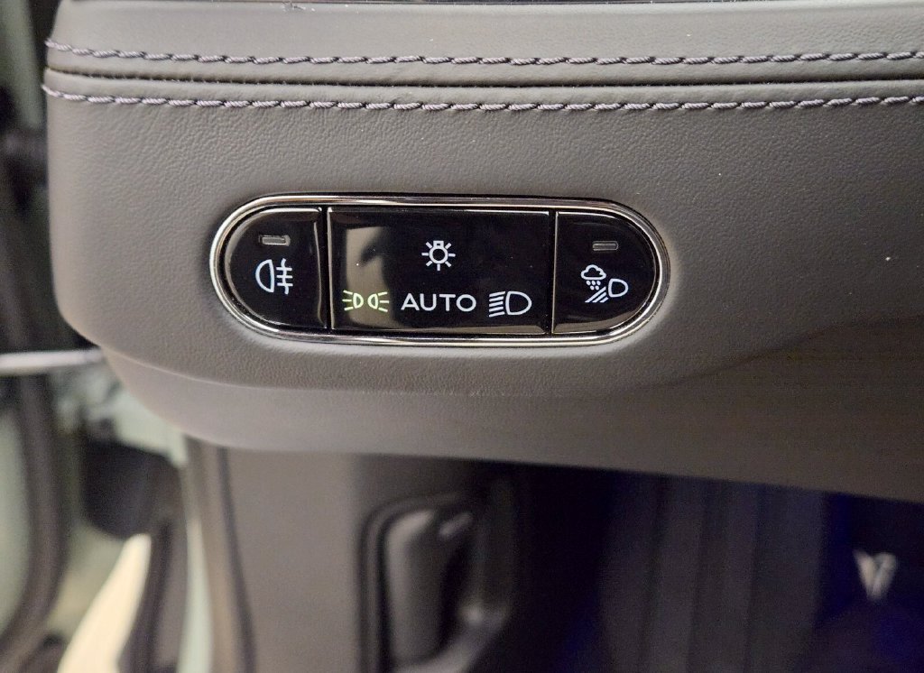Certified 2024 Bentley Continental GT Speed AWD/4WD image 38