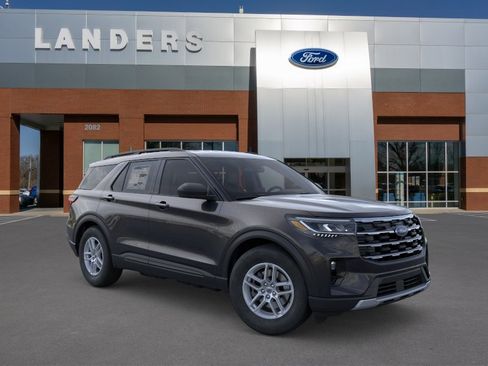 New 2026 Ford Explorer Active w/ Active Comfort Package RWD image 7