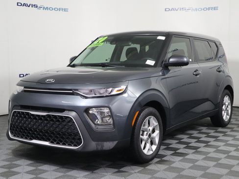 Used 2020 Kia Soul S image 11