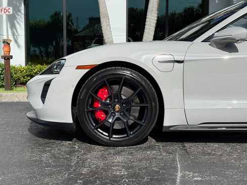 Used 2024 Porsche Taycan GTS AWD/4WD image 13