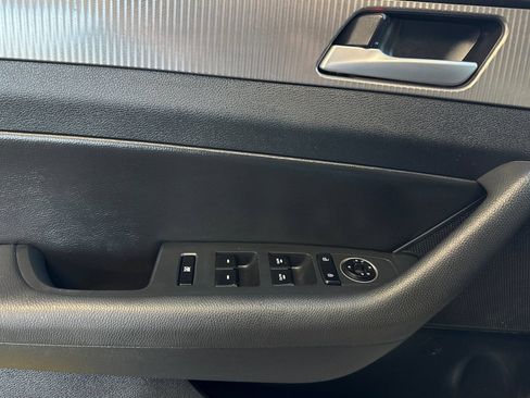 Used 2018 Hyundai Sonata Sport FWD image 11