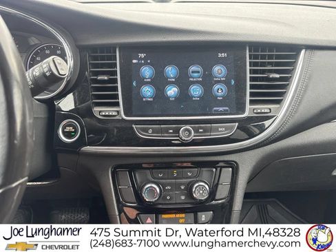 Used 2019 Buick Encore Sport Touring FWD image 15