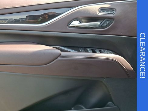 Certified 2023 Cadillac Escalade Sport Platinum AWD/4WD image 13