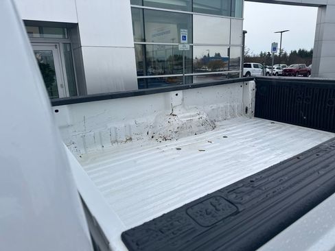 Used 2014 Ford F250 XL w/ Power Equipment Group image 19