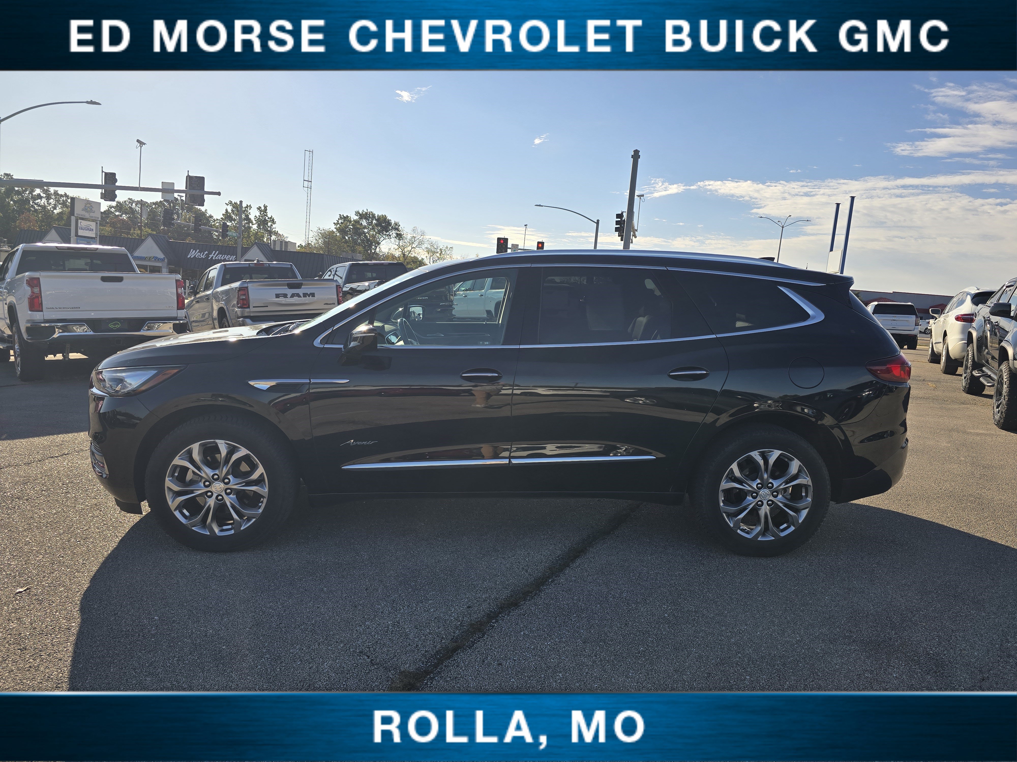 Certified 2019 Buick Enclave Avenir w/ Avenir Technology Package AWD/4WD image 6