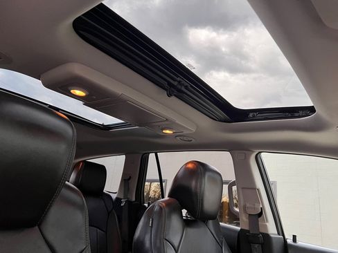 Used 2014 Buick Enclave Leather image 14