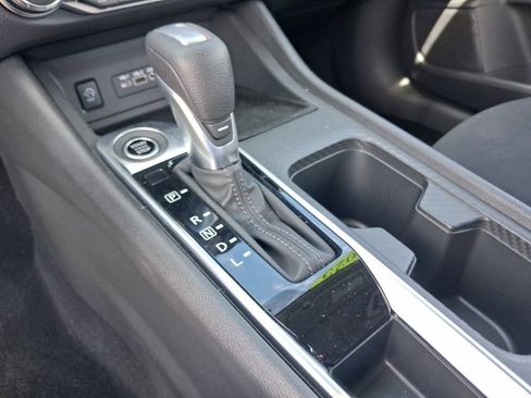 Used 2025 Nissan Sentra SV w/ All-Weather Package FWD image 19