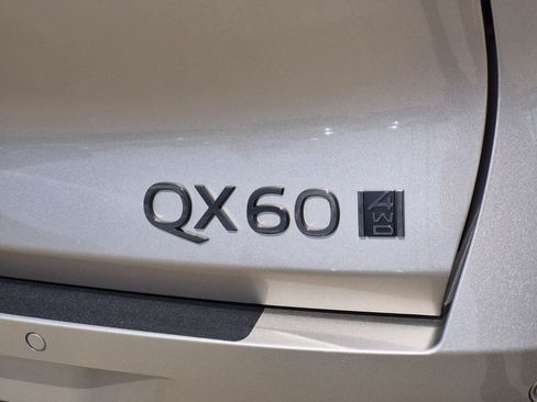 Used 2026 INFINITI QX60 Autograph w/ Dark Cargo Package AWD/4WD image 10
