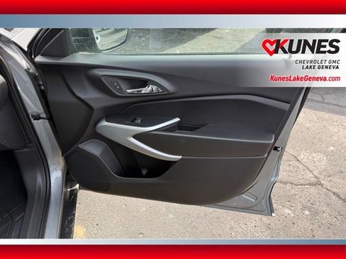 New 2026 Chevrolet Trax RS w/ Driver Confidence Package FWD image 22