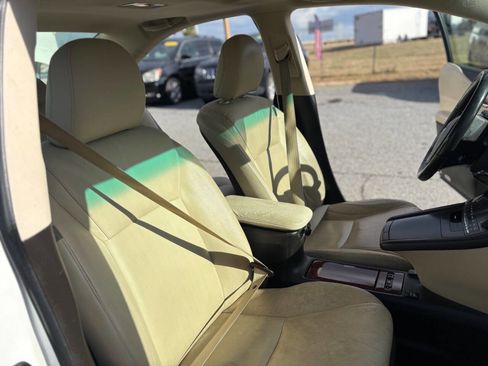 Used 2012 Lexus HS 250h image 21