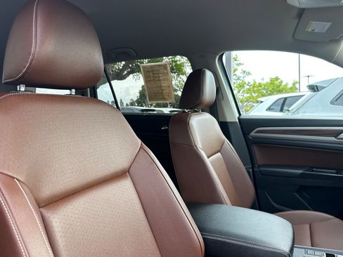 Used 2021 Volkswagen Atlas SE w/ Towing Package image 20