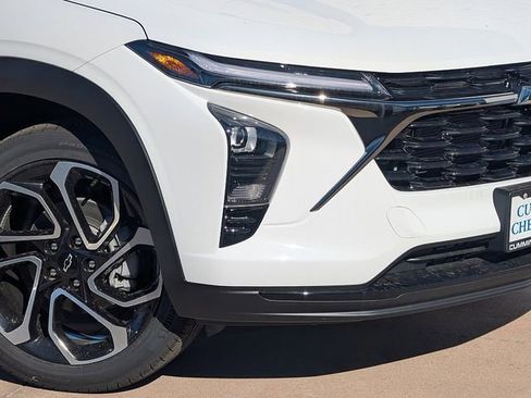 New 2026 Chevrolet Trax RS w/ Driver Confidence Package image 3