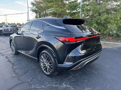 Used 2024 Lexus RX 350 AWD w/ Convenience Package image 3