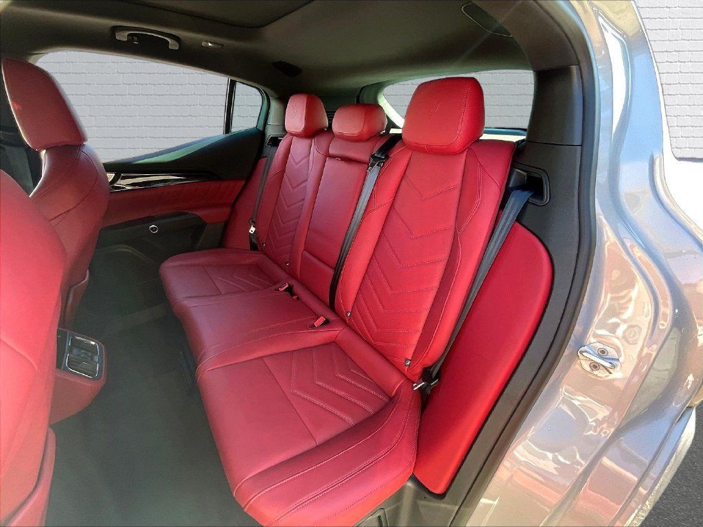 Used 2023 Maserati Grecale Modena AWD/4WD image 16