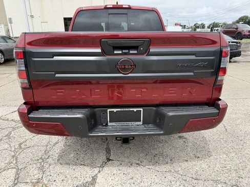 Used 2025 Nissan Frontier PRO-4X w/ Pro Premium Package AWD/4WD image 8