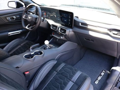 New 2026 Ford Mustang GT Premium w/ GT Performance Package RWD image 36