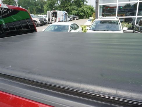 Used 2018 Ford F150 XLT AWD/4WD image 10