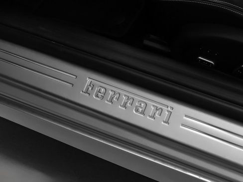 Certified 2014 Ferrari FF AWD/4WD image 41