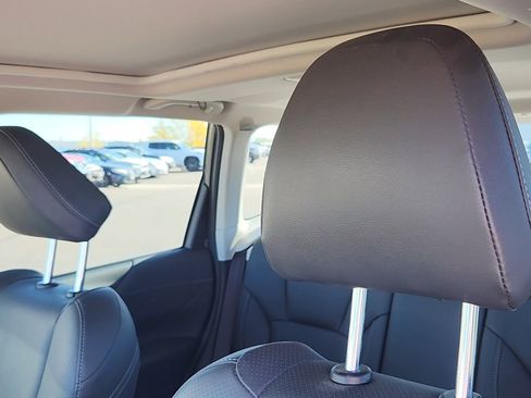 Used 2023 Subaru Forester Touring image 10