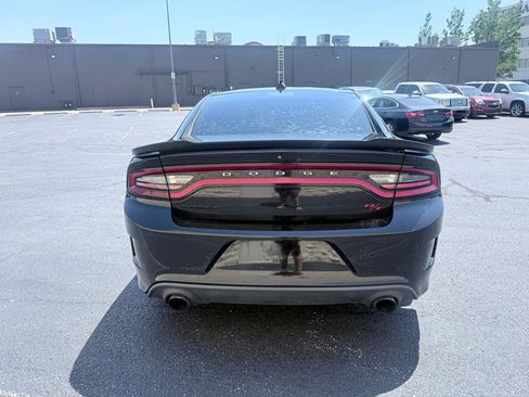 Used 2018 Dodge Charger R/T Scat Pack w/ Dynamics Package RWD image 4