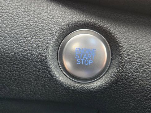 Used 2022 Hyundai Santa Fe SEL image 24