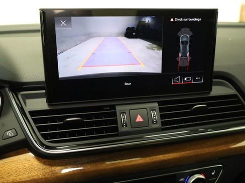 Used 2023 Audi Q5 2.0T Premium w/ Convenience Package image 22