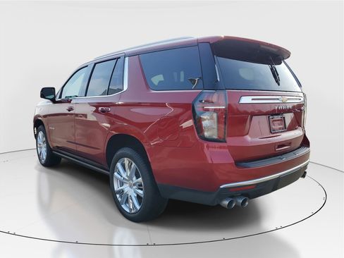 Used 2021 Chevrolet Tahoe High Country w/ Premium Package image 3