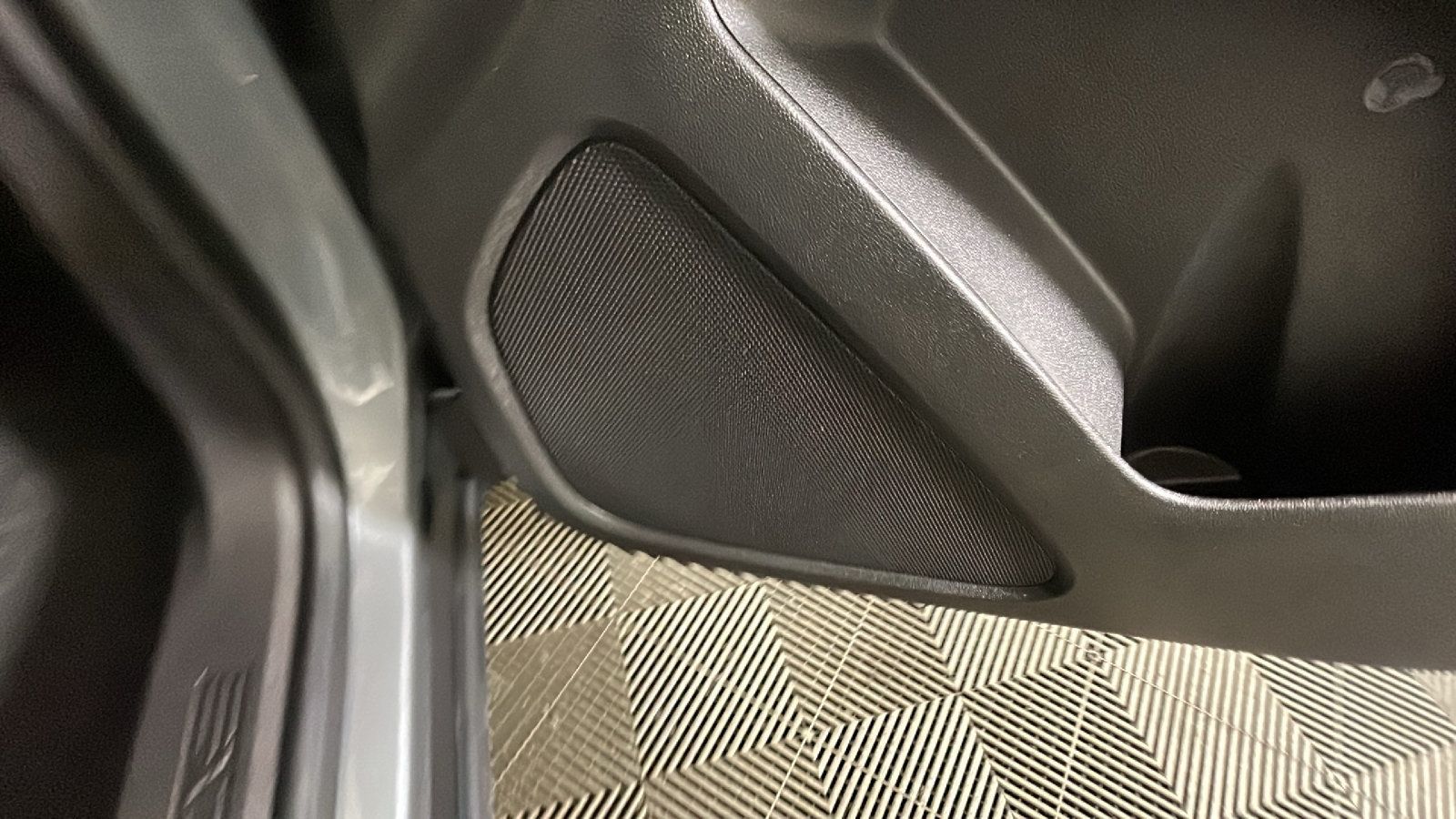 Used 2024 Chevrolet Equinox LT w/ LPO, Floor Liner Package AWD/4WD image 36