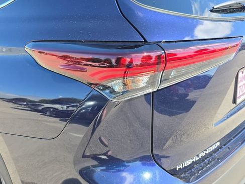 New 2026 Toyota Highlander XLE AWD/4WD image 36