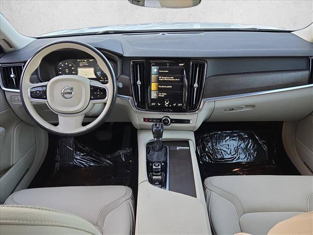 Used 2018 Volvo V90 T6 Cross Country w/ Convenience Package AWD/4WD image 16