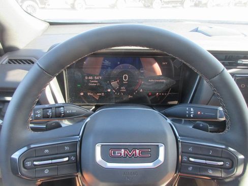 New 2026 GMC Terrain AT4 w/ Convenience Package III AWD/4WD image 17