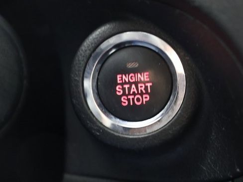 Used 2022 Subaru Ascent Limited w/ Technology Package image 17