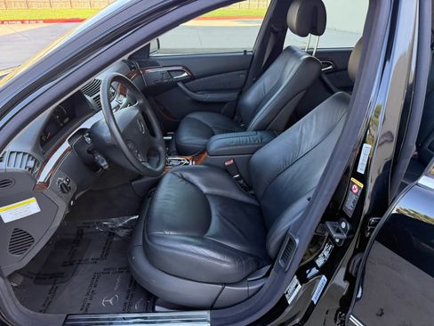Used 2005 Mercedes-Benz S 500 image 11