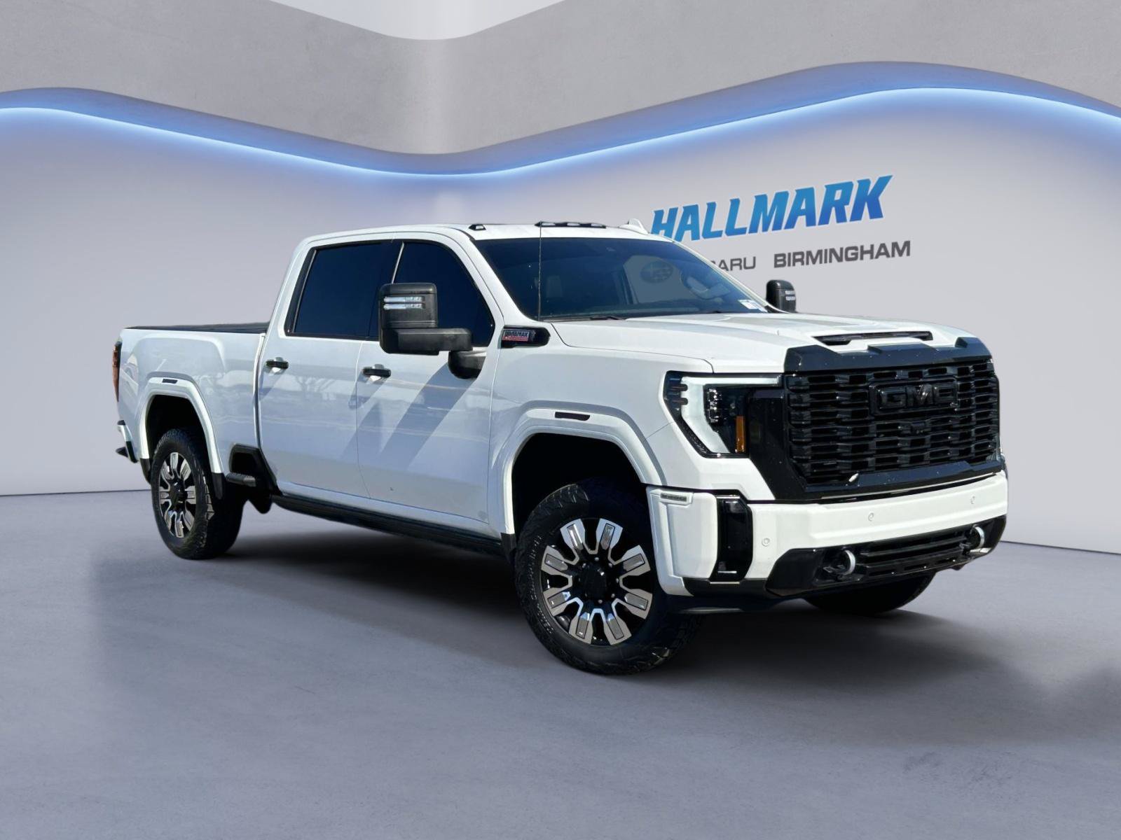 Used 2024 GMC Sierra 2500 Denali w/ Denali Reserve Package AWD/4WD image 1