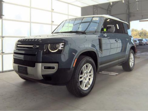 Used 2021 Land Rover Defender 110 SE AWD/4WD image 2