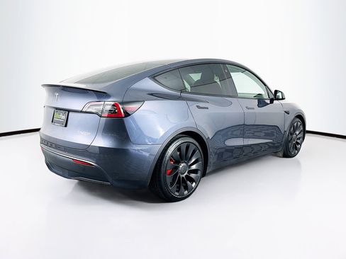 Used 2022 Tesla Model Y Performance image 9
