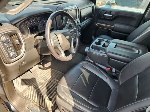Used 2021 Chevrolet Silverado 1500 LT w/ Convenience Package II image 8