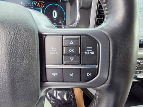 Used 2023 Ford F150 Lariat AWD/4WD image 35
