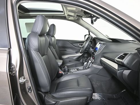 Used 2023 Subaru Forester Limited image 13