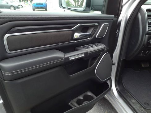 Used 2023 RAM 1500 Laramie AWD/4WD image 11