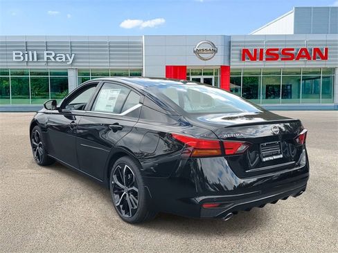New 2025 Nissan Altima 2.5 SR w/ SR Premium Package image 3