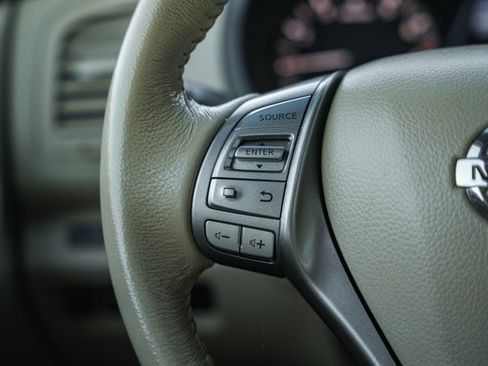 Used 2013 Nissan Altima 2.5 SV w/ 2.5SV Convenience Pkg image 30