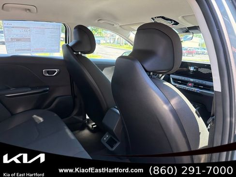 New 2026 Kia K4 FWD image 14